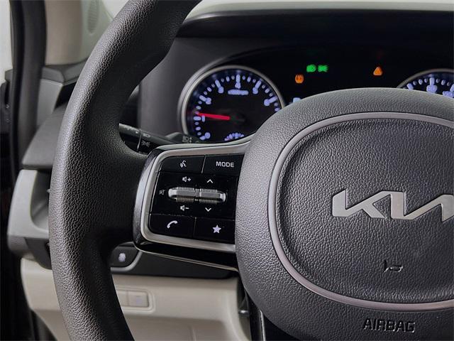 used 2023 Kia Carnival car, priced at $24,347