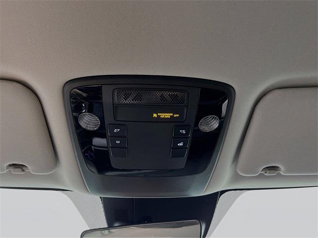 used 2023 Kia Carnival car, priced at $24,347