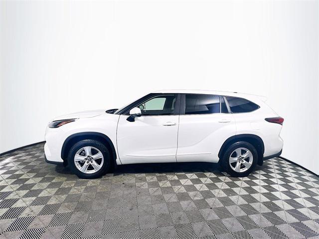 used 2023 Toyota Highlander car, priced at $28,794