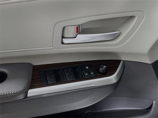 used 2023 Toyota Sienna car, priced at $44,227