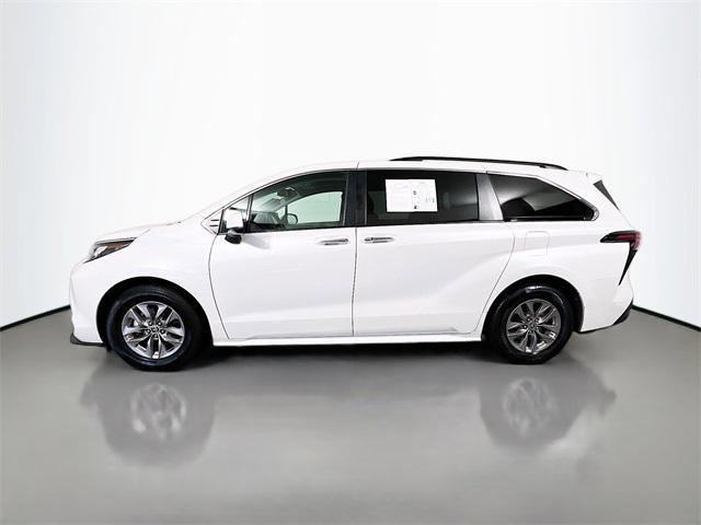 used 2023 Toyota Sienna car, priced at $44,227
