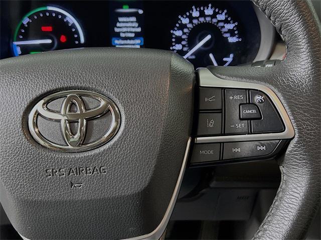 used 2023 Toyota Sienna car, priced at $44,227