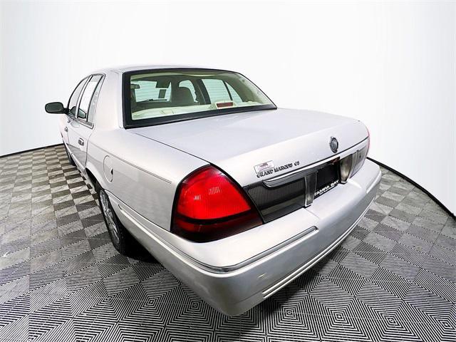 used 2007 Mercury Grand Marquis car, priced at $7,638