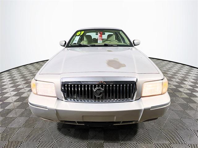 used 2007 Mercury Grand Marquis car, priced at $7,638