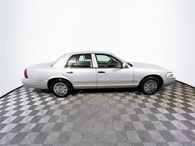 used 2007 Mercury Grand Marquis car, priced at $7,638