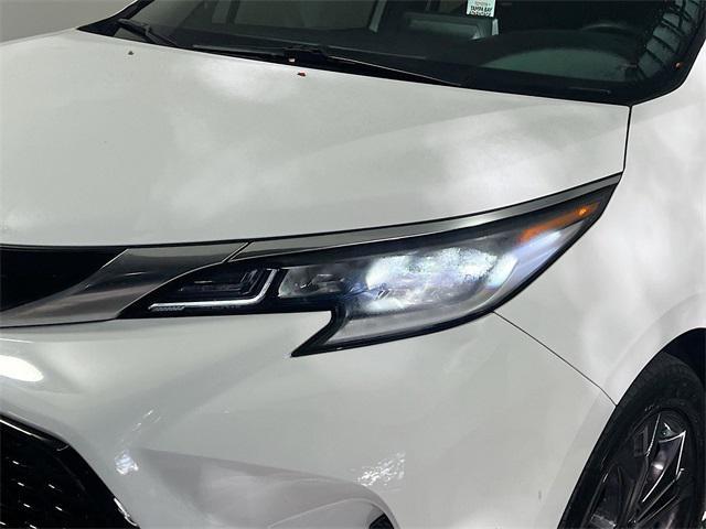 used 2021 Toyota Sienna car, priced at $35,137