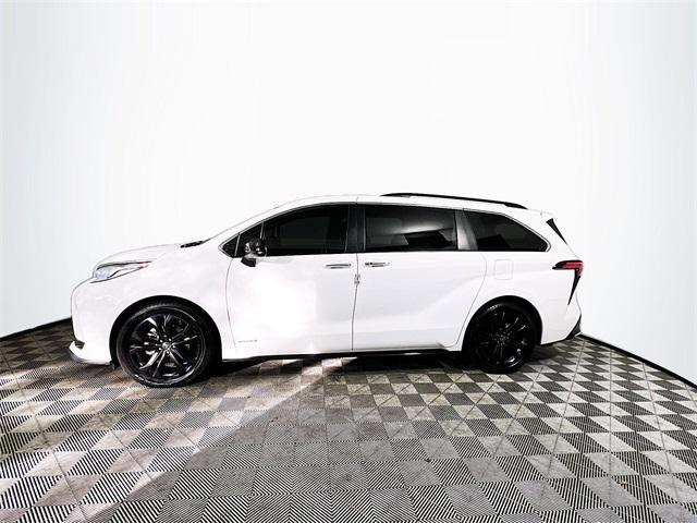 used 2021 Toyota Sienna car, priced at $35,137