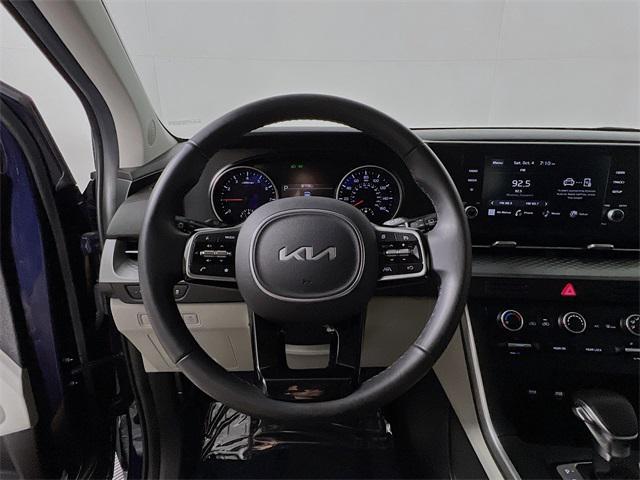 used 2023 Kia Carnival car, priced at $28,770