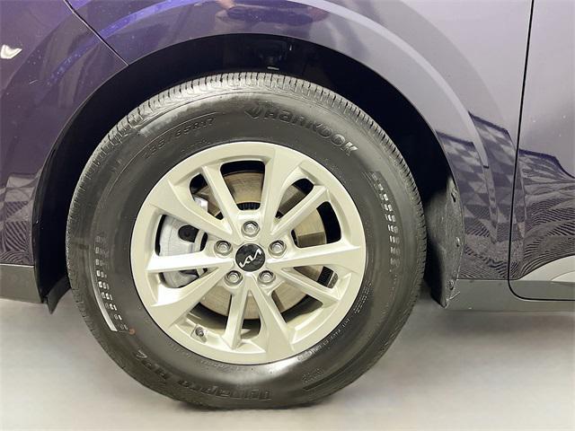 used 2023 Kia Carnival car, priced at $28,770