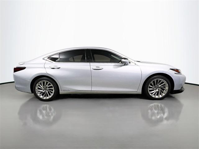 used 2020 Lexus ES 300h car, priced at $35,549