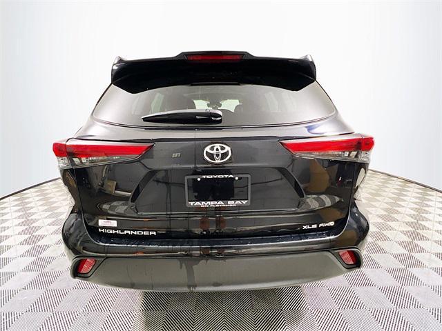 used 2022 Toyota Highlander car, priced at $31,982