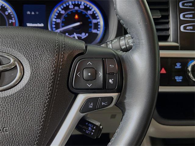 used 2018 Toyota Highlander car, priced at $22,407