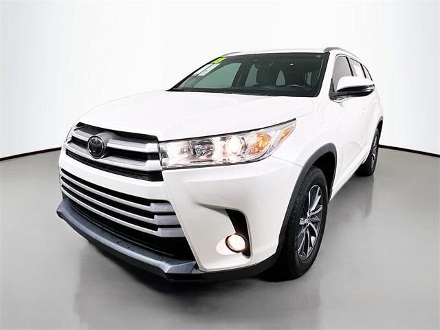 used 2018 Toyota Highlander car, priced at $22,407
