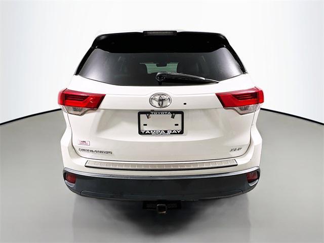used 2018 Toyota Highlander car, priced at $22,407