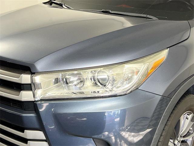 used 2018 Toyota Highlander car, priced at $23,406