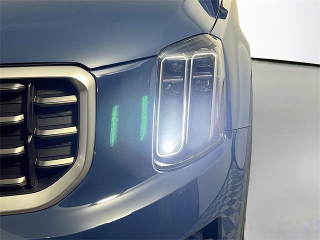 used 2023 Kia Telluride car, priced at $34,452