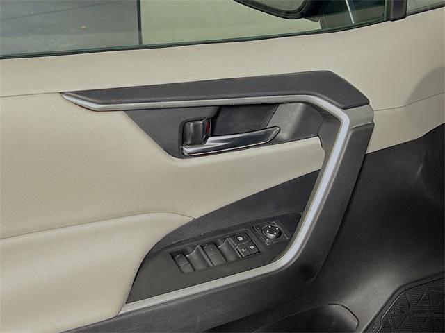 used 2020 Toyota RAV4 car, priced at $20,176
