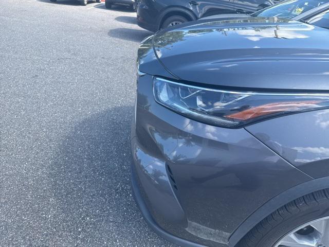 used 2022 Toyota Highlander car, priced at $34,701