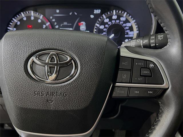used 2023 Toyota Highlander car, priced at $38,469