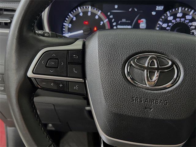 used 2023 Toyota Highlander car, priced at $38,469
