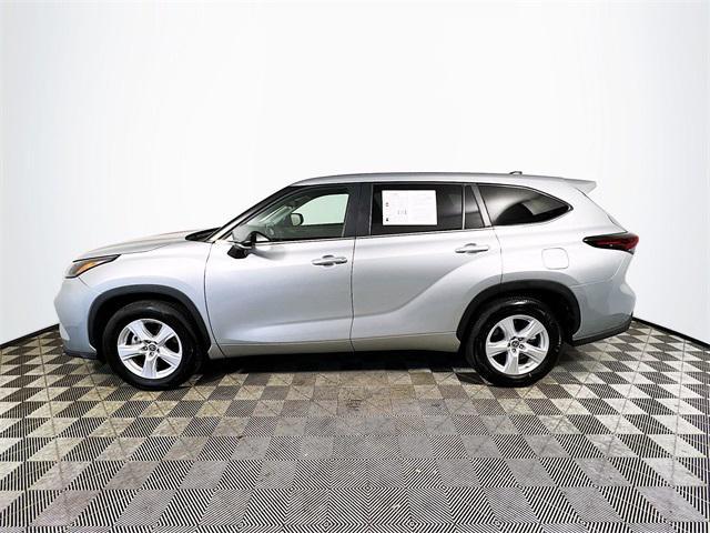 used 2024 Toyota Highlander car, priced at $35,379