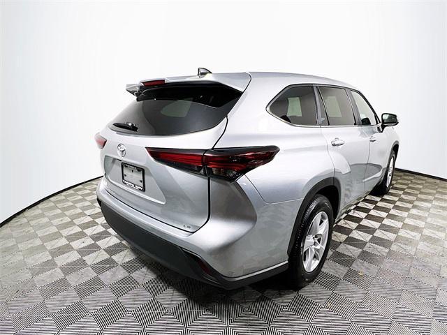 used 2024 Toyota Highlander car, priced at $35,379