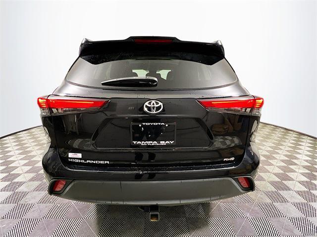 used 2021 Toyota Highlander car, priced at $25,486