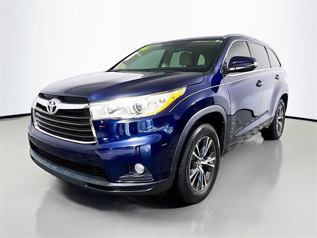 used 2016 Toyota Highlander car, priced at $20,214