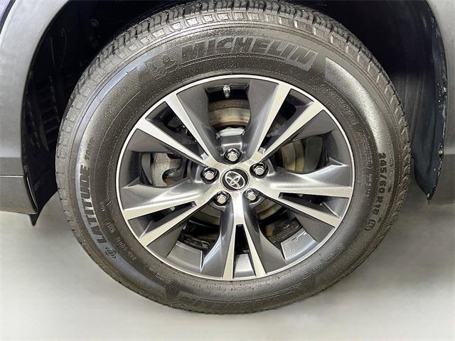 used 2016 Toyota Highlander car, priced at $20,214