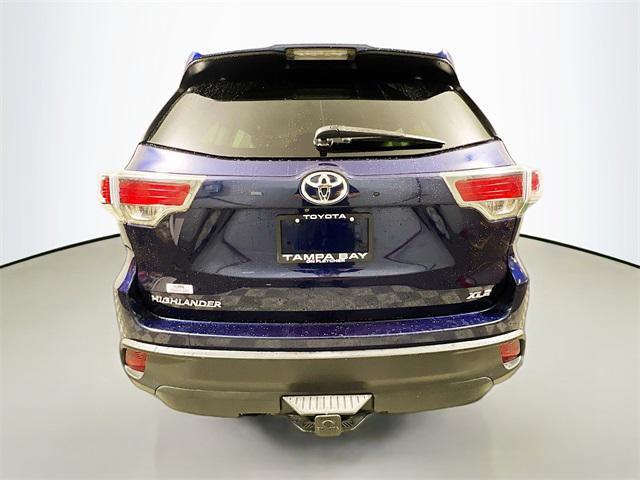 used 2016 Toyota Highlander car, priced at $20,214