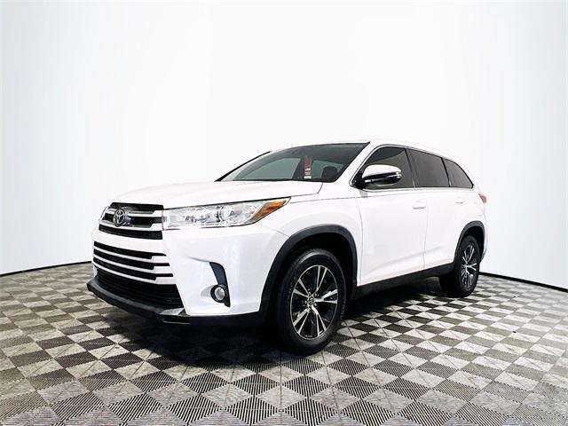 used 2019 Toyota Highlander car, priced at $20,946