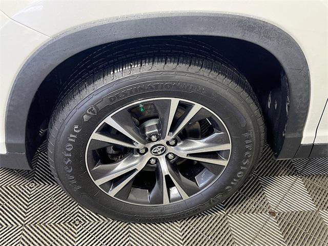 used 2019 Toyota Highlander car, priced at $20,946