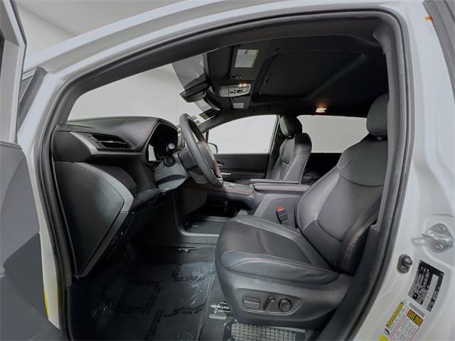 used 2023 Toyota Sienna car, priced at $45,519