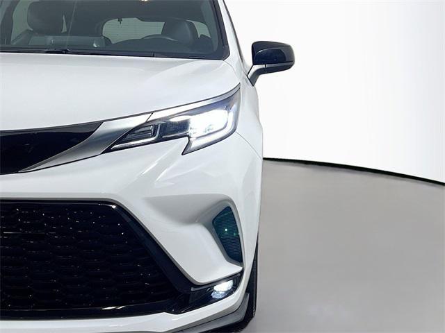 used 2023 Toyota Sienna car, priced at $45,519