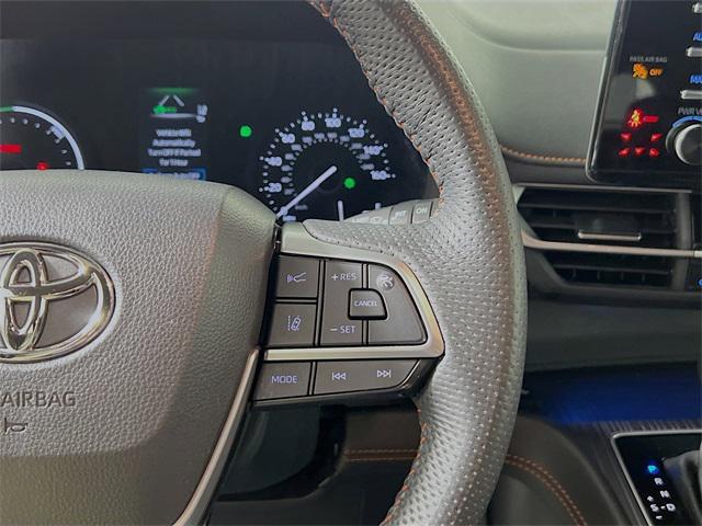 used 2023 Toyota Sienna car, priced at $45,519