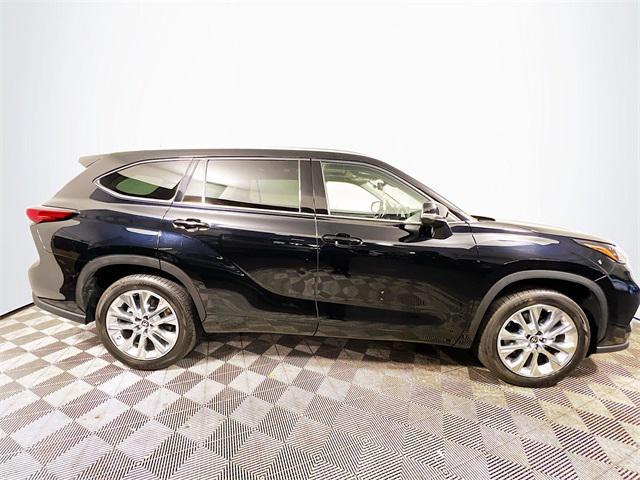 used 2023 Toyota Highlander car, priced at $32,295