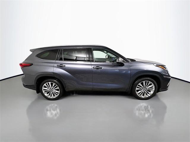 used 2024 Toyota Highlander car, priced at $55,538