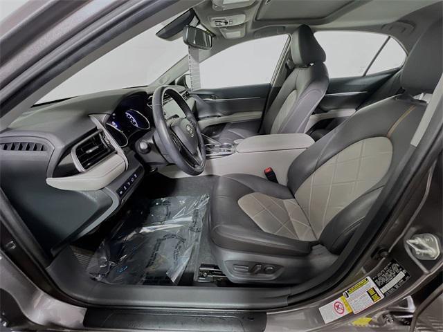 used 2019 Toyota Camry Hybrid car, priced at $22,811