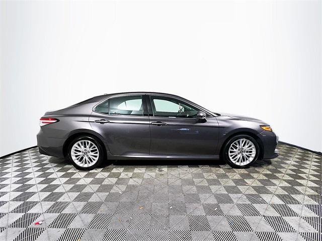 used 2019 Toyota Camry Hybrid car, priced at $22,811