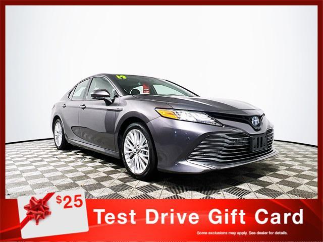 used 2019 Toyota Camry Hybrid car, priced at $22,811