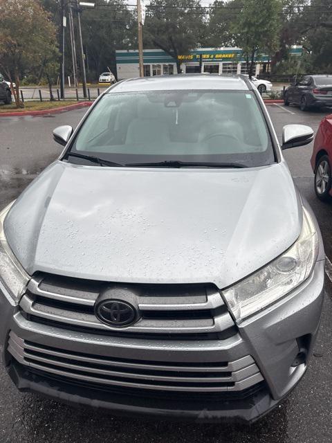 used 2017 Toyota Highlander car, priced at $17,753