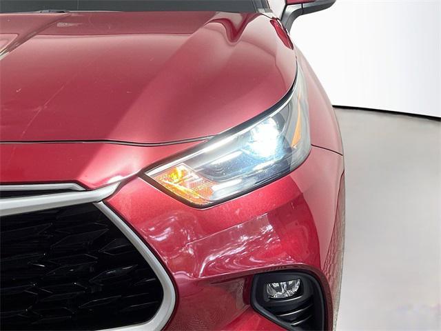 used 2023 Toyota Highlander car, priced at $31,753