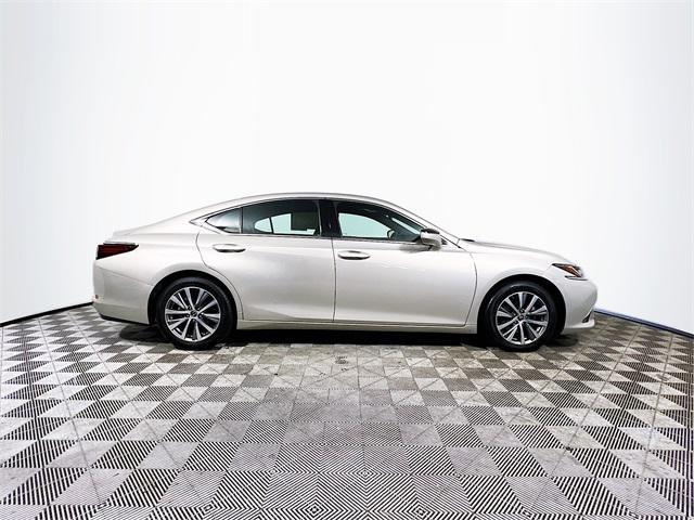 used 2021 Lexus ES 350 car, priced at $32,755