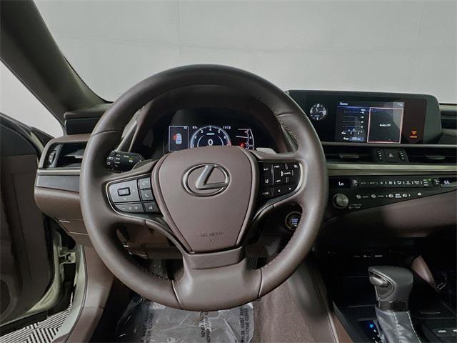 used 2021 Lexus ES 350 car, priced at $32,755