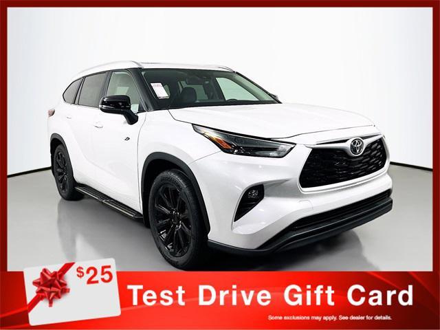 new 2025 Toyota Highlander car, priced at $52,691