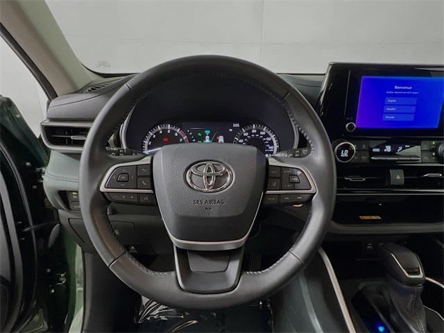used 2024 Toyota Highlander car, priced at $34,526