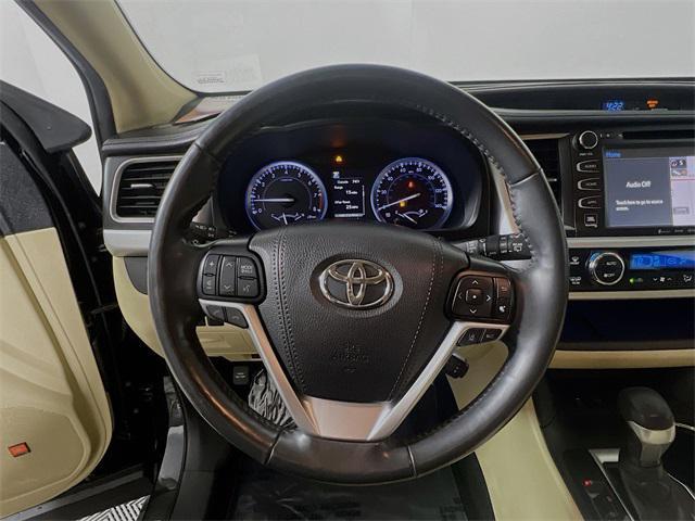 used 2019 Toyota Highlander car, priced at $29,655