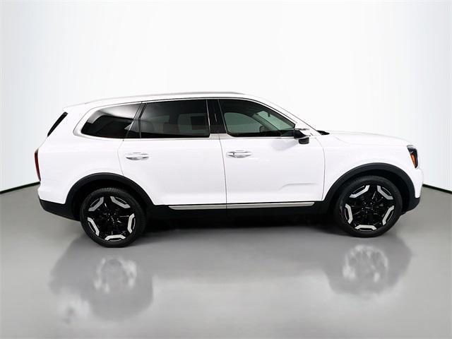 used 2023 Kia Telluride car, priced at $29,134