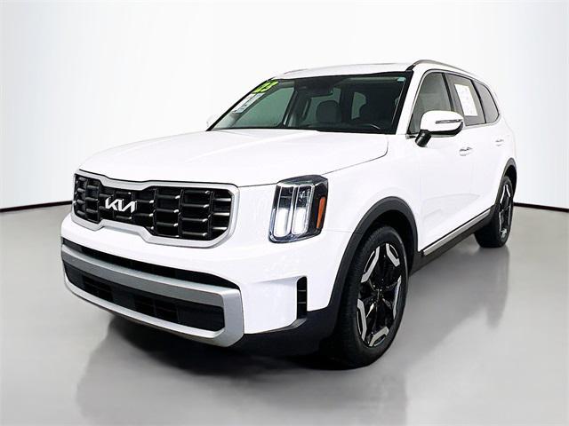 used 2023 Kia Telluride car, priced at $29,134