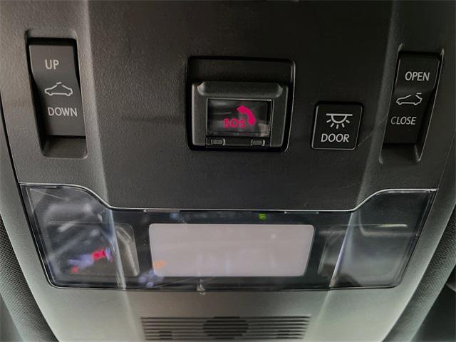 used 2022 Lexus ES 300h car, priced at $33,854